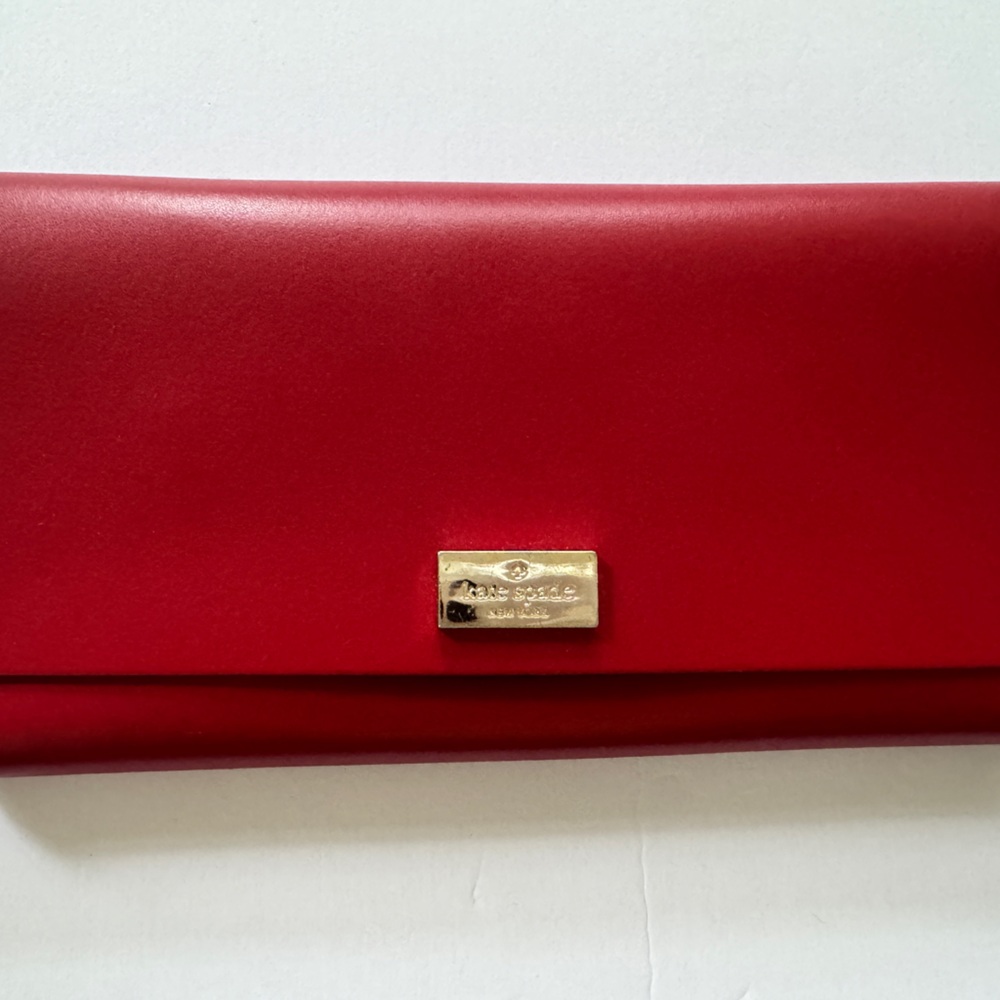 Kate Spade Alexander Ave Phoenix Pomelo Red & Pink Credit Card Bifold Wallet